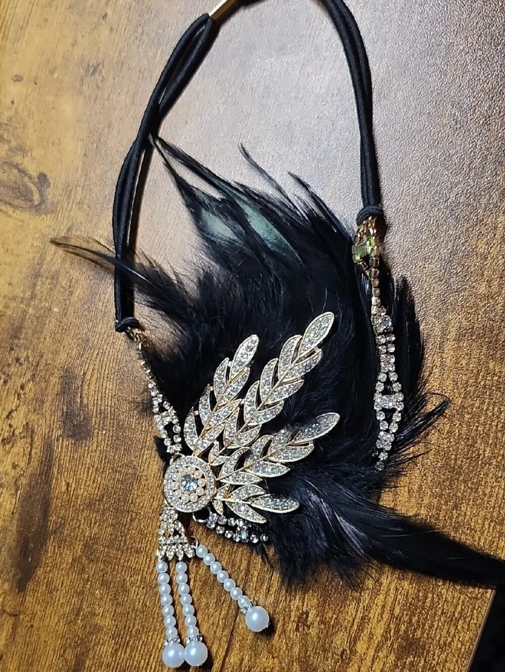 N/A elegant gold